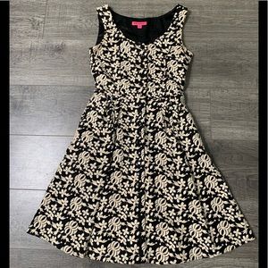 Vintage Betsey Johnson embroidered dress size 4